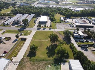 2412 N Travis St, Sherman, TX 75092