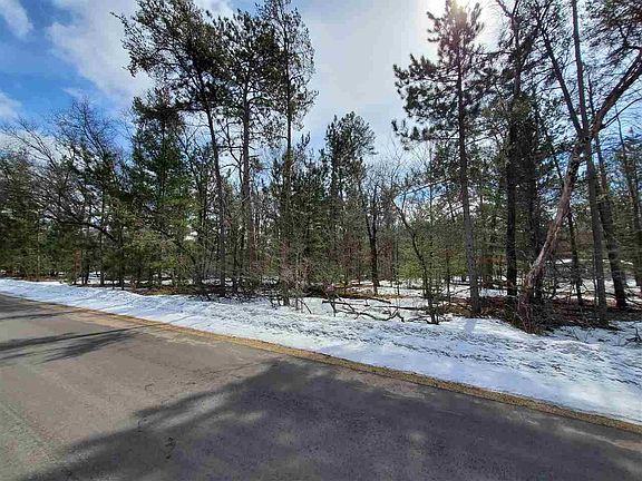 2nd image of W4937 Lulu Lake Dr