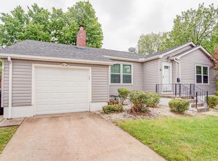 16 S 77th St, Belleville, IL 62223