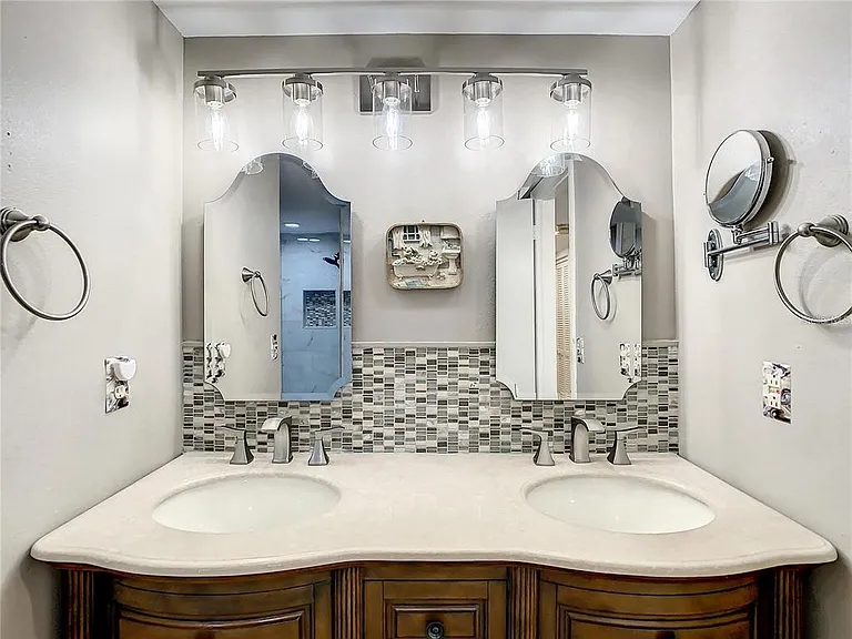 1158 Carmel Cir #430 — Photo 10