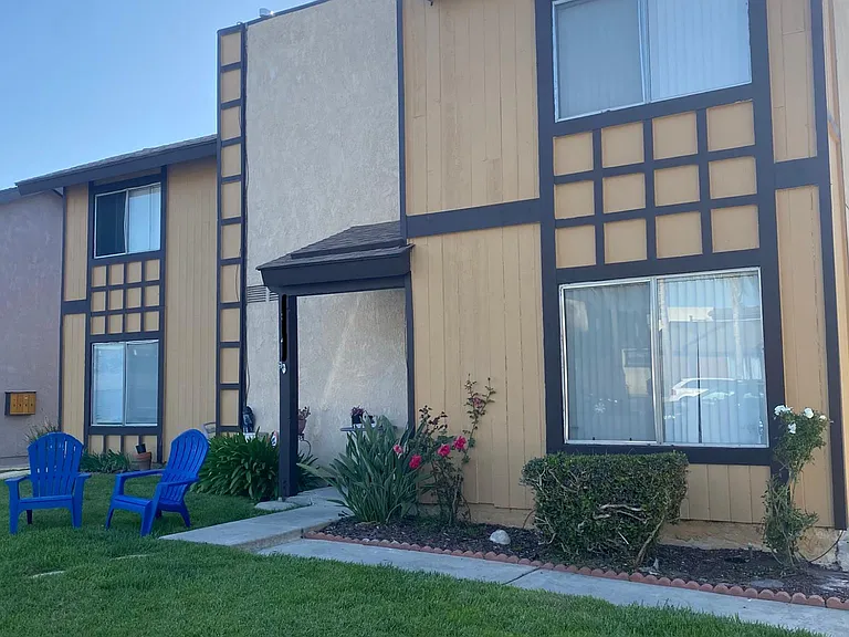Libra Cir — Photo 1