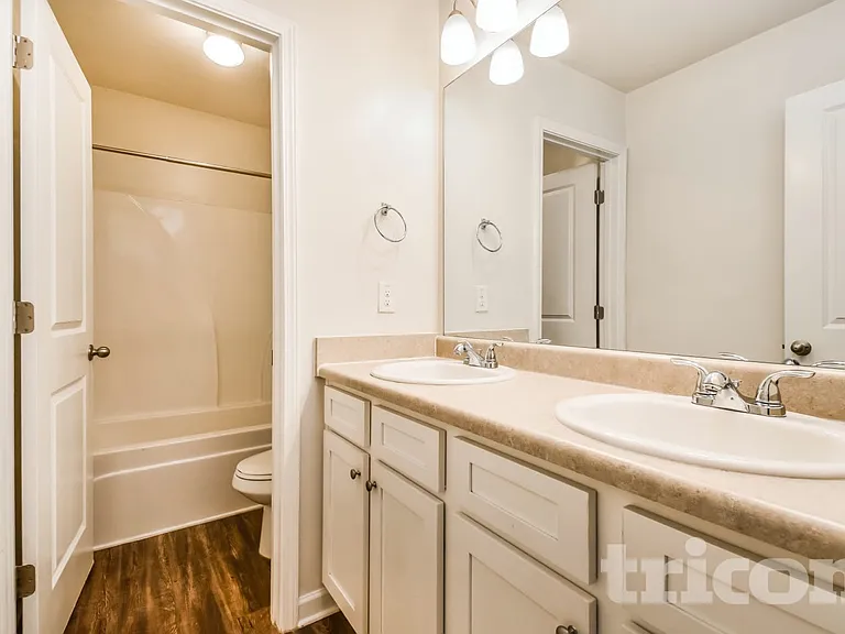 4302 Bella View Dr — Photo 13