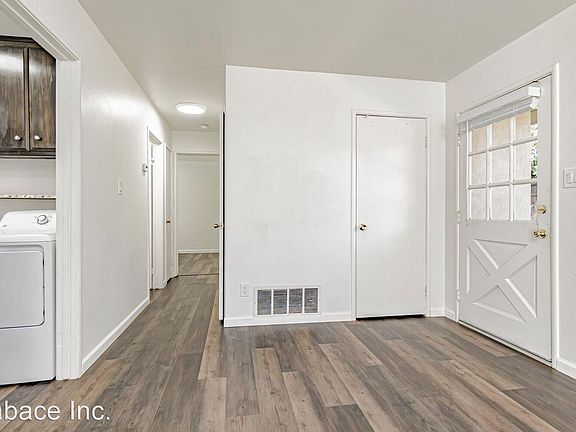 3rd image of 1010 Drummond Ave #1010