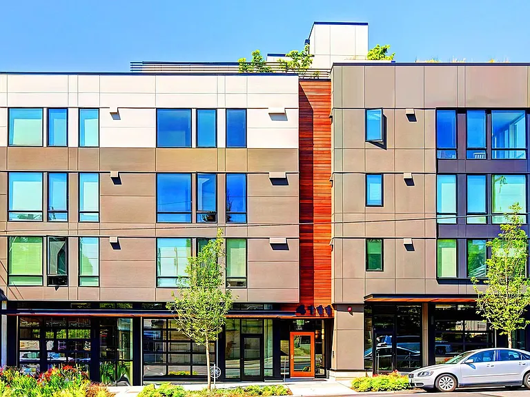 4111 Stone Way N — Photo 2