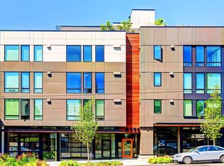 Wally Apartment - Discover Wallingford Charm with City Views at Wally Apartments, Seattle, WA 98103