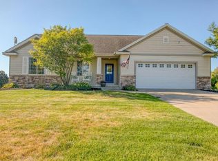 6186 Sheldon Dr, Hudsonville, MI 49426