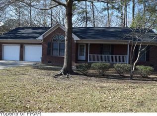 669 Glenola St, Fayetteville, NC 28311