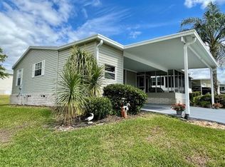 735 Sutton St, Lady Lake, FL 32159
