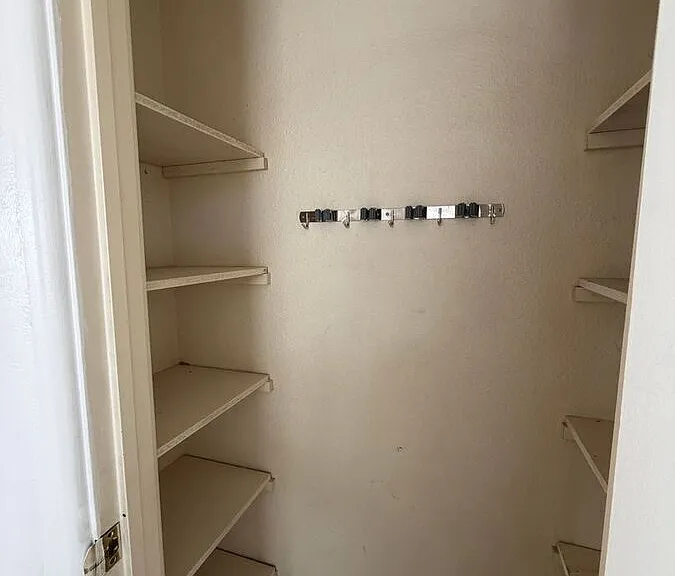 3305 S Clarkson St #201 — Photo 5