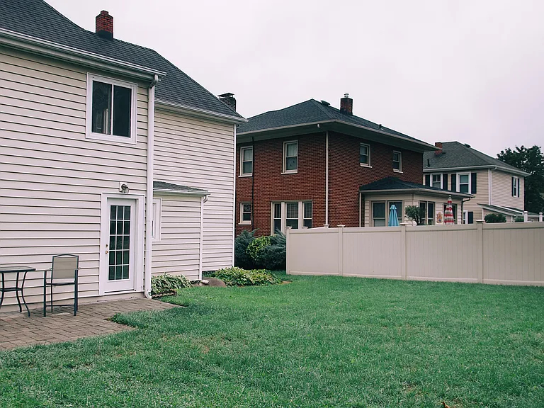 553 Roanoke Blvd — Photo 16