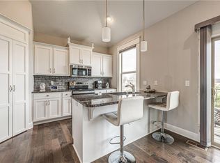 1700 Shadow Dr, Leavenworth, KS 66048