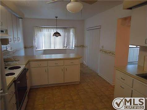 2nd image of 769 SE Fallon Dr
