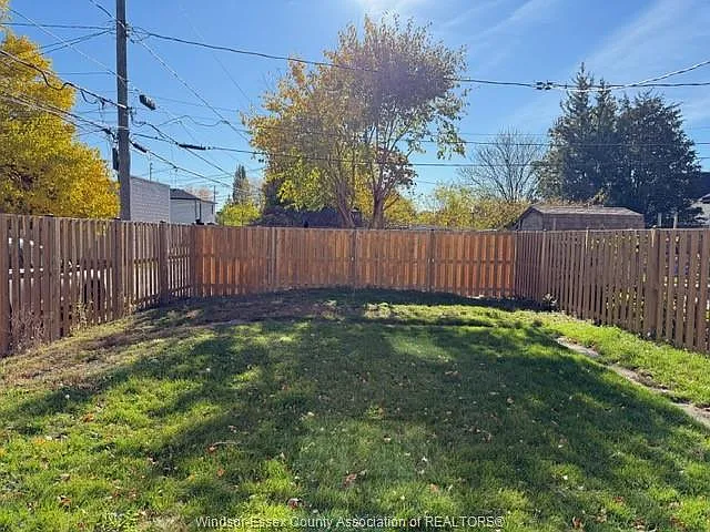 941 Cataraqui St — Photo 4