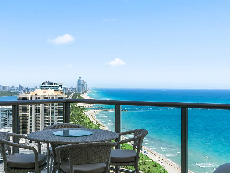 9703 Collins Ave #Penthouse 00 — Photo 23