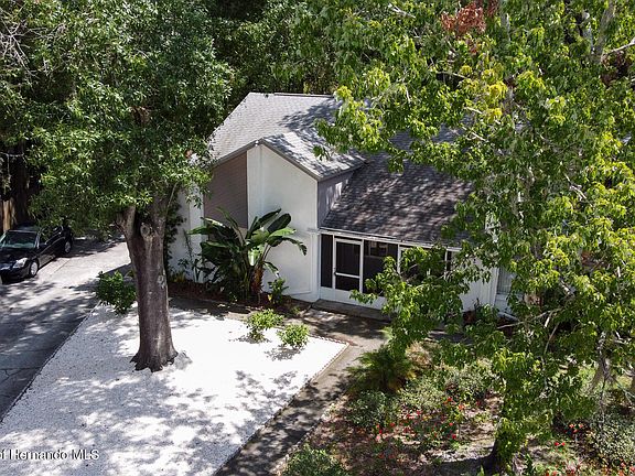 3rd image of 3350 Laurel Dale Dr