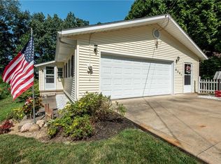 6261 Woodmoor Ave NW, Canton, OH