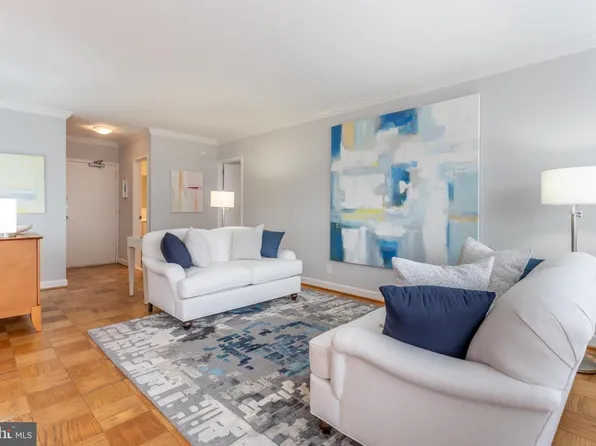 4515 Willard Ave APT 1619, Chevy Chase, MD 20815