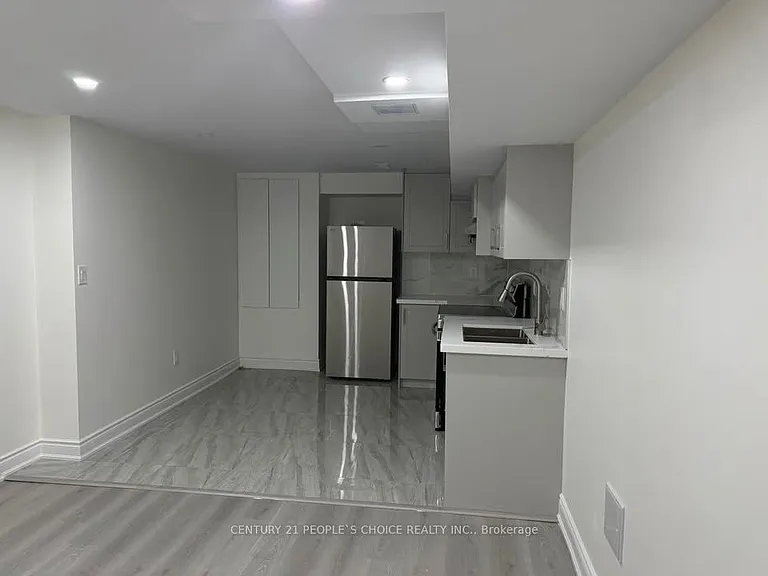 56 Florette Pl — Photo 6