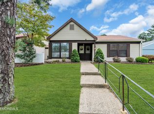 533B Warwick Court, Manchester, NJ 08759