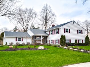 208 Randle Dr, Cherry Hill, NJ 08034