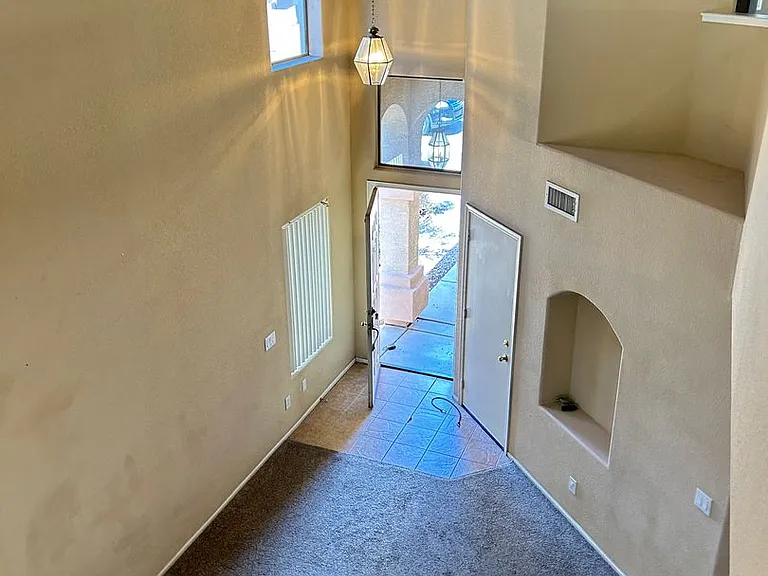 2109 N 109th Ave — Photo 5