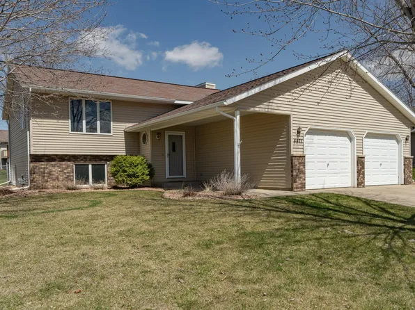 4471 Durham Ln NW, Rochester, MN 55901