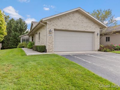 2119 Creekside Dr SW, Byron Center, MI, 49315