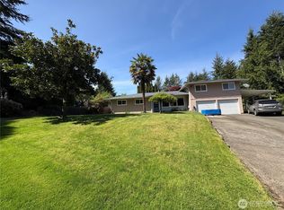 1110 Olympic View Way, Aberdeen, WA 98520