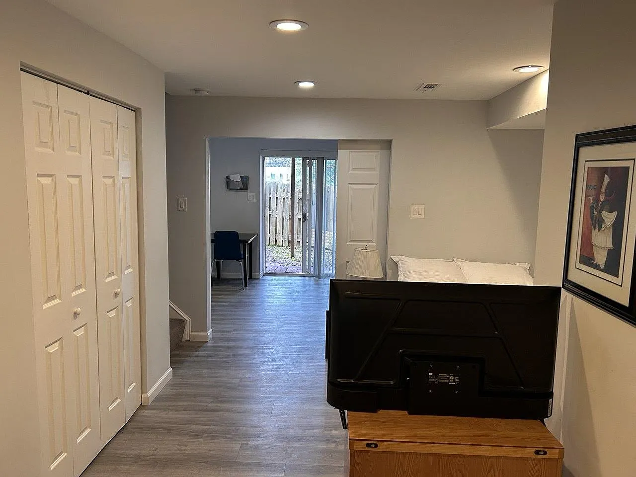 3 bed, 3.0 bath, 1584 sqft, $1,754 — Photo 3