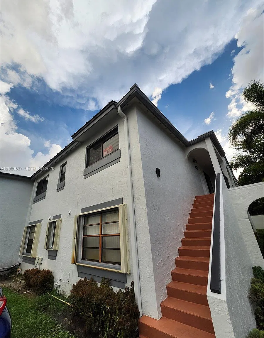 Moors Pointe Condo — Photo 1