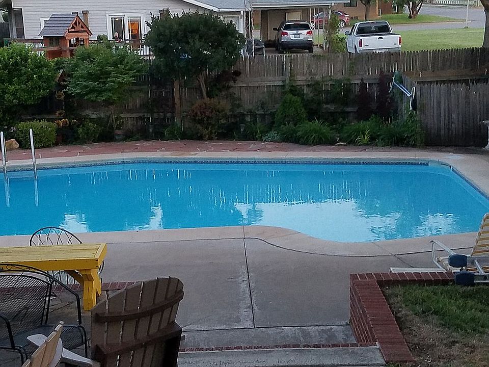 Backyard Pool