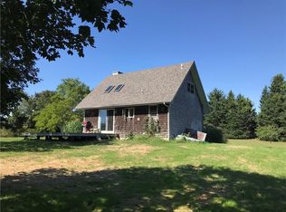 22 Brownell Rd, Little Compton, RI 02837