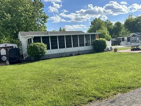 3rd image of LOT 425 Brookville Lake Rst