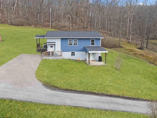 733 Jeffries Ave, Grafton, WV 26354