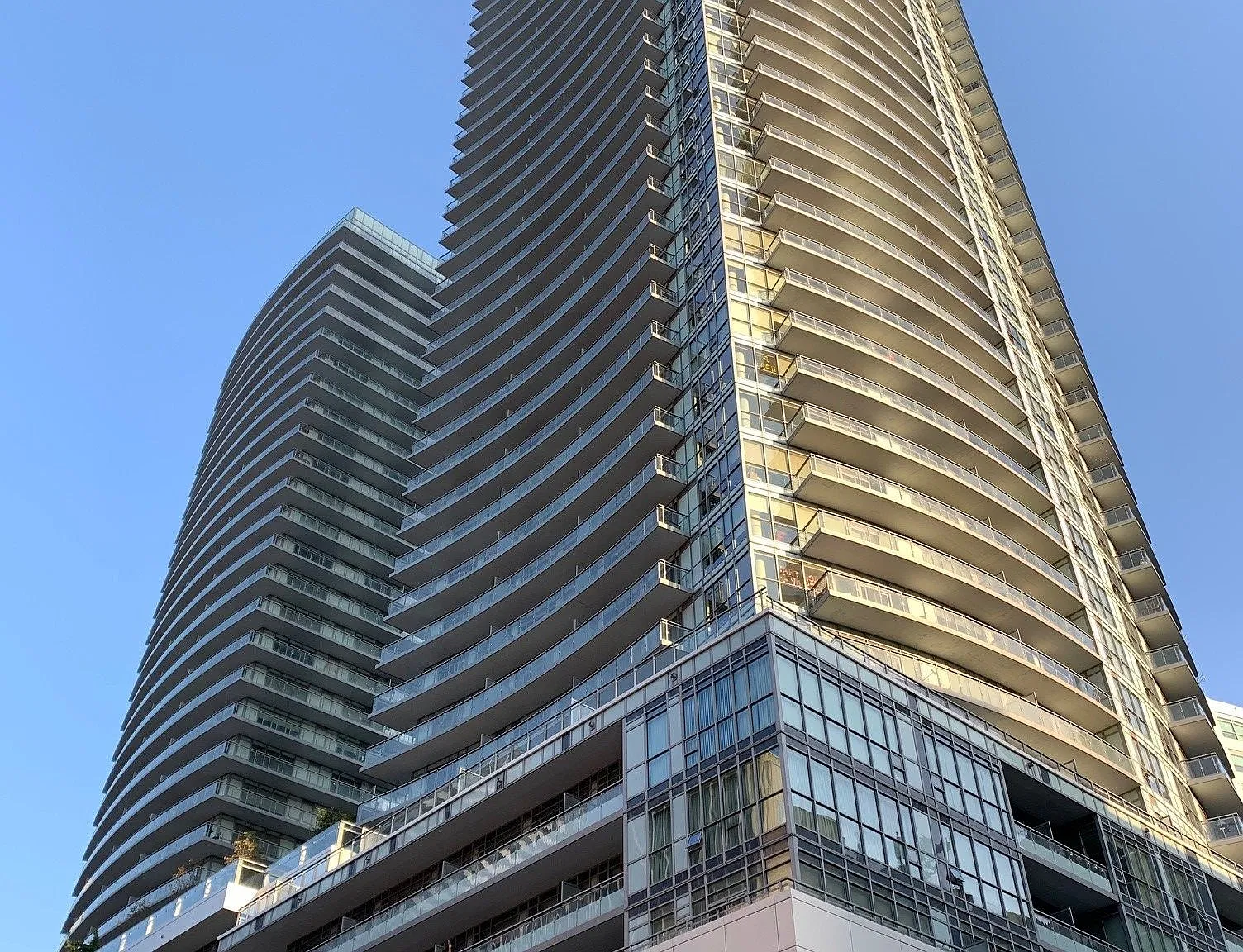 1 bed, $2,250 — Photo 1