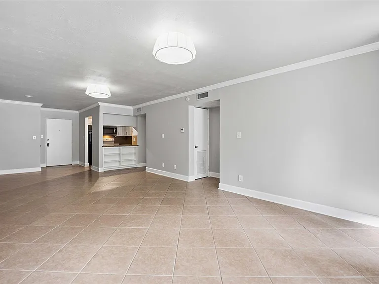 5353 Institute Ln #8 — Photo 6