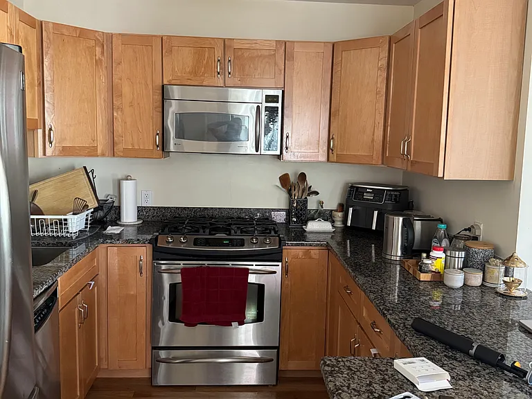 4048 Washington St #1 — Photo 1