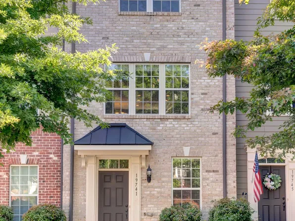 19741 Playwrights Way, Cornelius, NC 28031