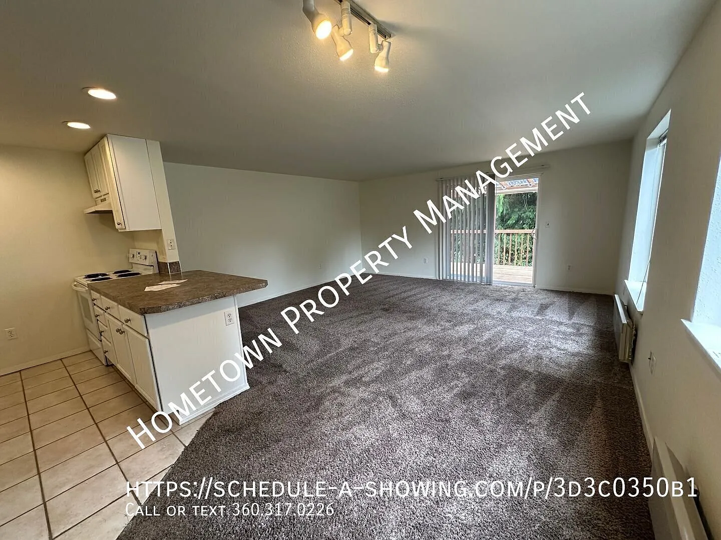 2 Bed, 2.5 Bath - Great Westside Location! Available Now! — Photo 3