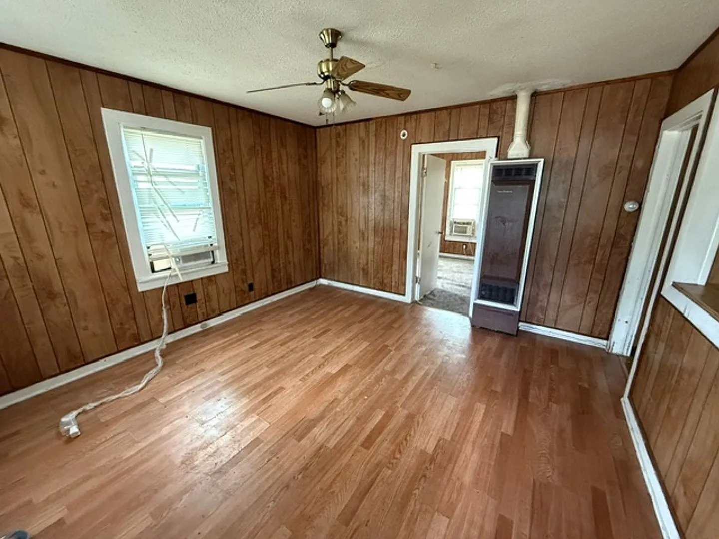 2 bed, 624 sqft, $650 — Photo 2