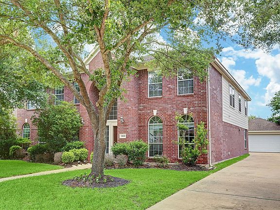 4th image of 18018 Oak Park Bend Ln