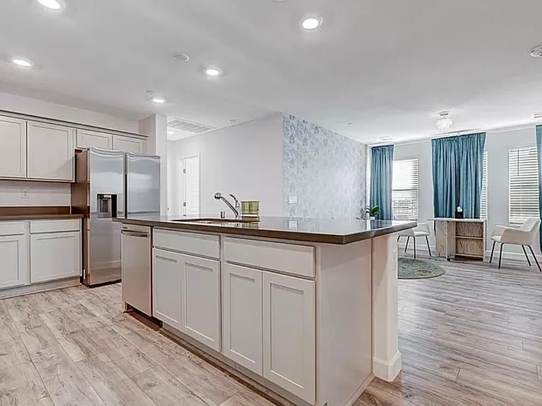 4916 Chidlaw Ave — Photo 3