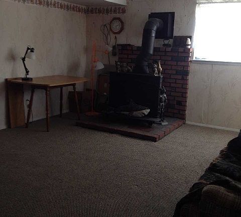 3rd image of 31 Goshen St