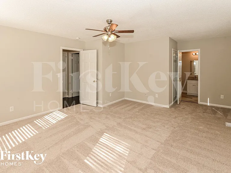 6831 Van De Rohe Dr — Photo 8