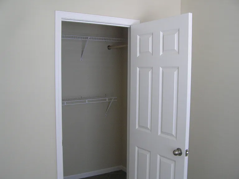 1306 Baron Ct — Photo 10