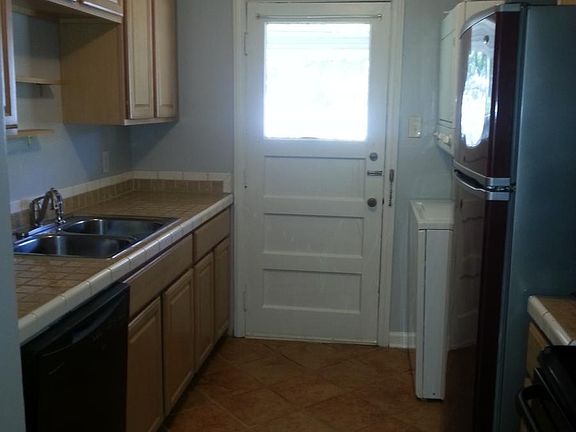 3rd image of 1508 Texas Ave