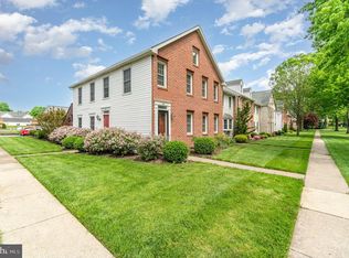 469 Delancey Ct, Mechanicsburg, PA