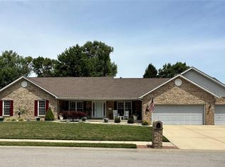 616 Wheatfield Rd, O Fallon, IL 62269