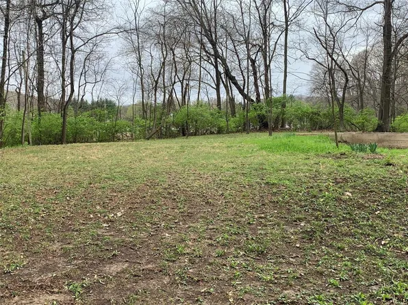 3533 White Oak School Rd, Eureka, MO 63025