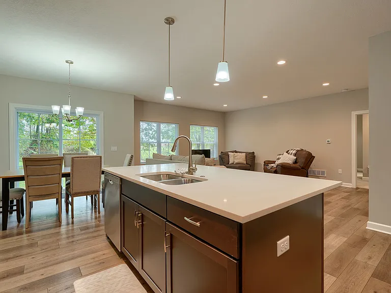 248 Hyatts Rd — Photo 46